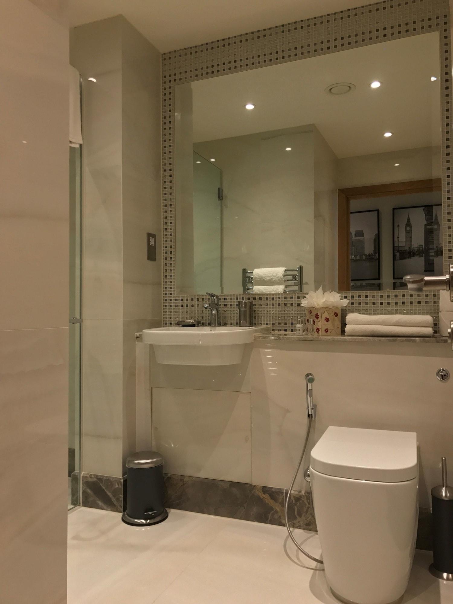 Sanctum International Belsize Londra